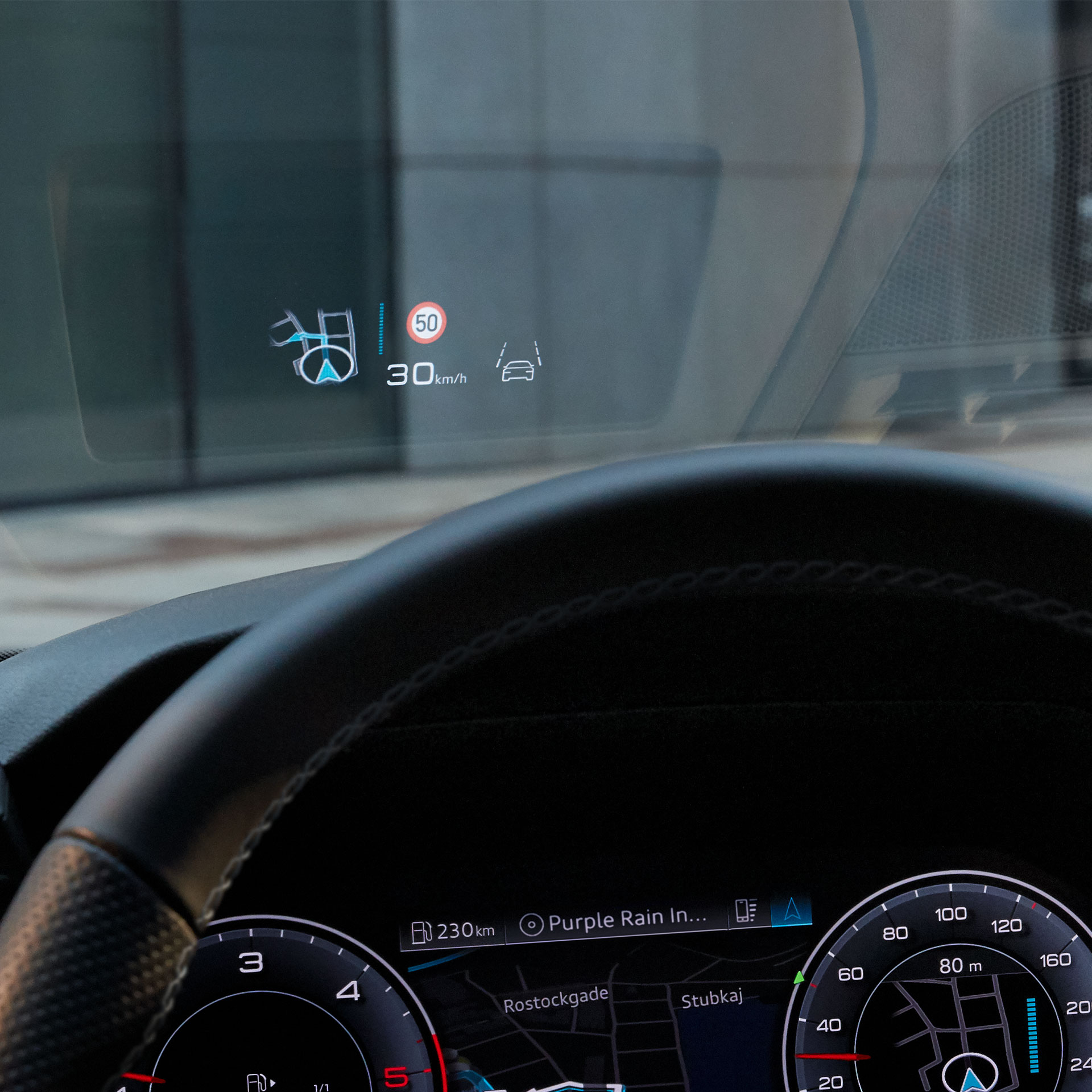 Foto de la tecnología Head-up display de un Audi A3 Sedan. 