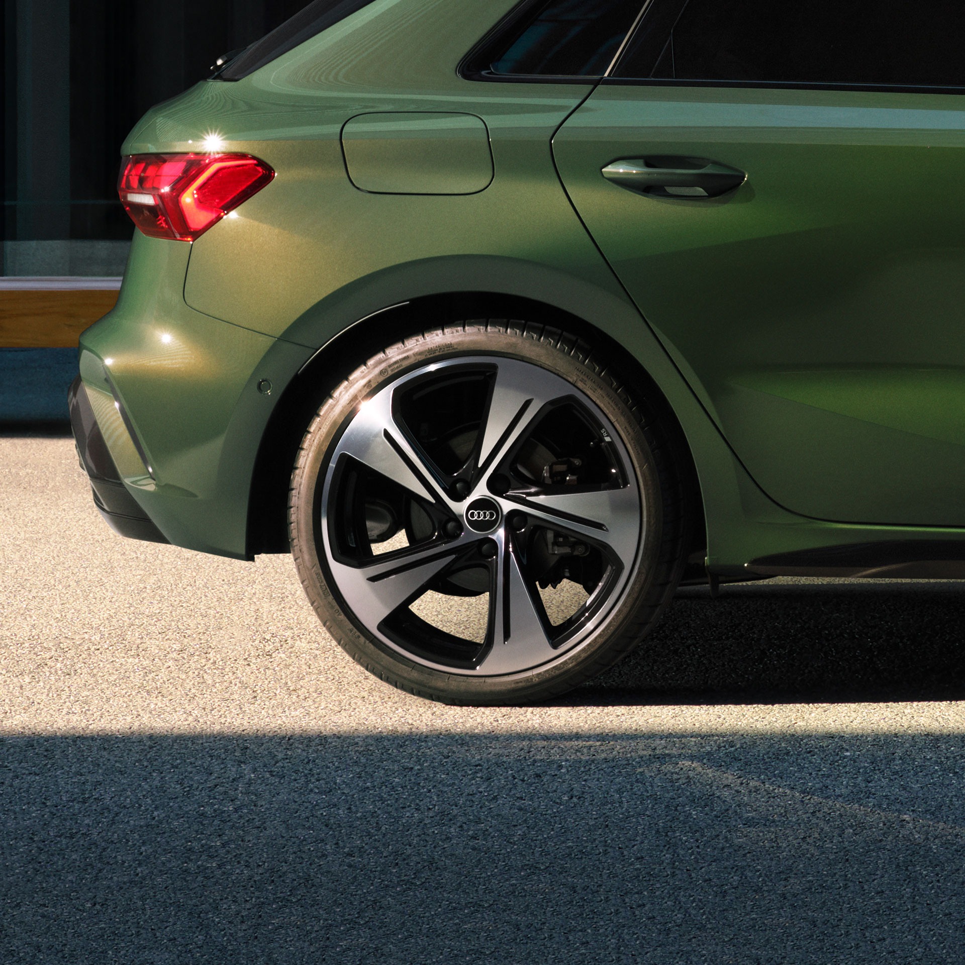 Foto de las llantas del Audi A3 Sportback. 