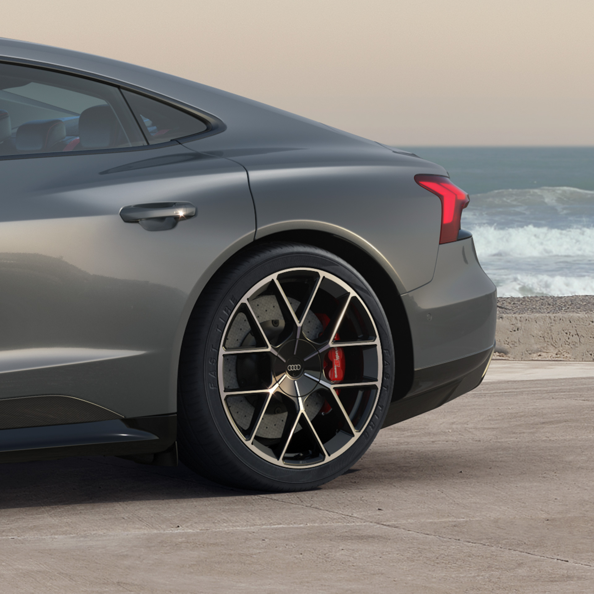 Foto de las llantas de un Audi RS e-tron GT. 