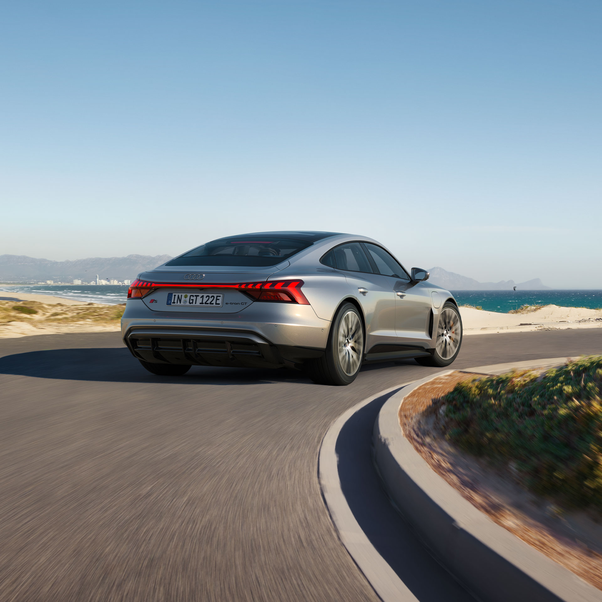 Foto de la dinámica de conducción de un Audi S e-tron GT. 
