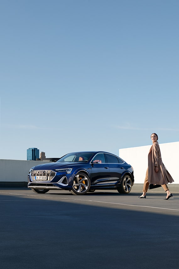 Audi e-tron S Sportback