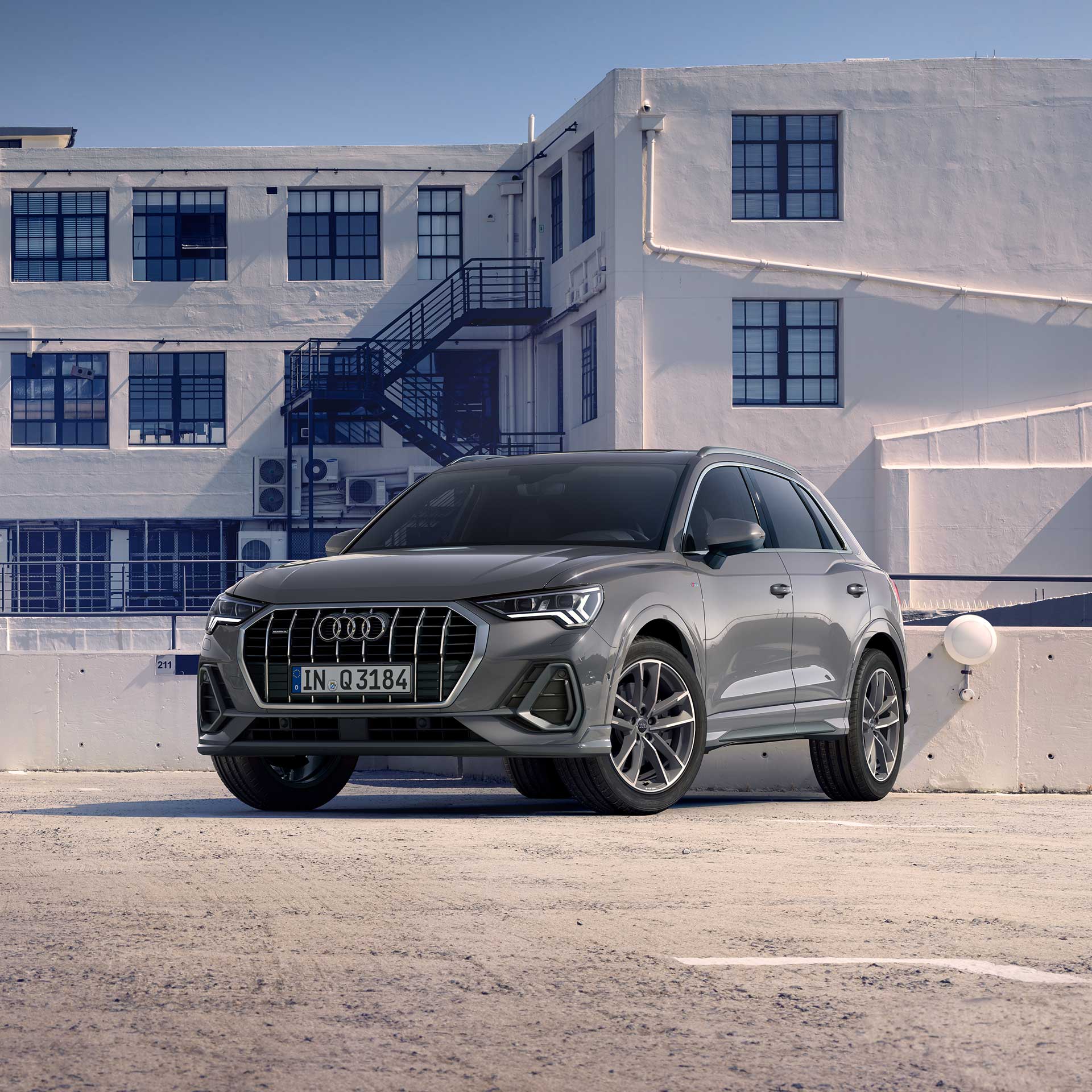 Q3 Exterior