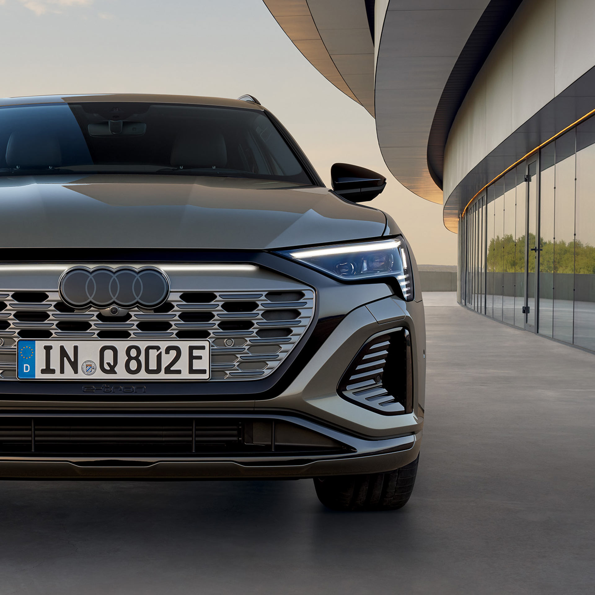 Rear view Audi Q8 e-tron