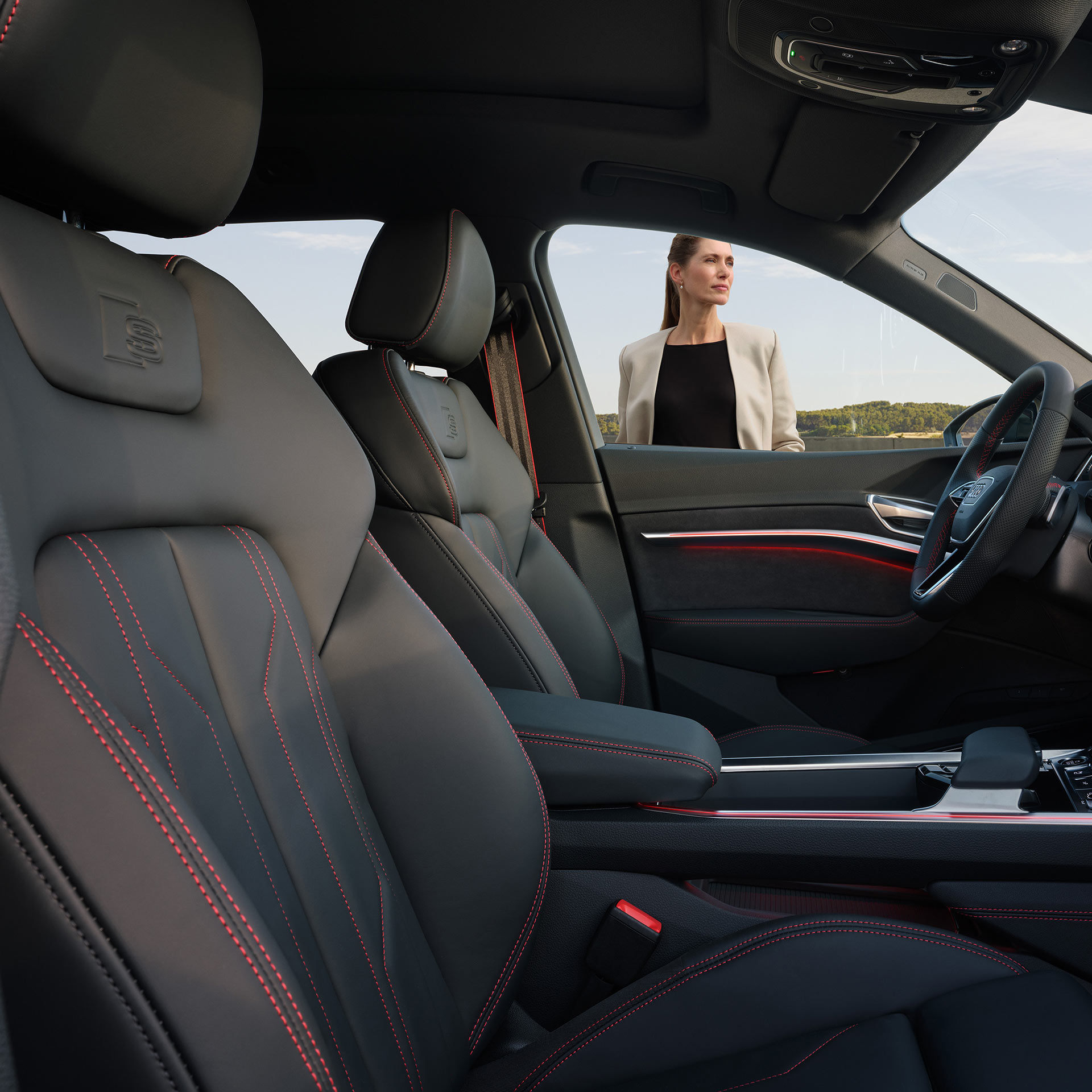 Mixed cockpit Audi Q8 e-tron