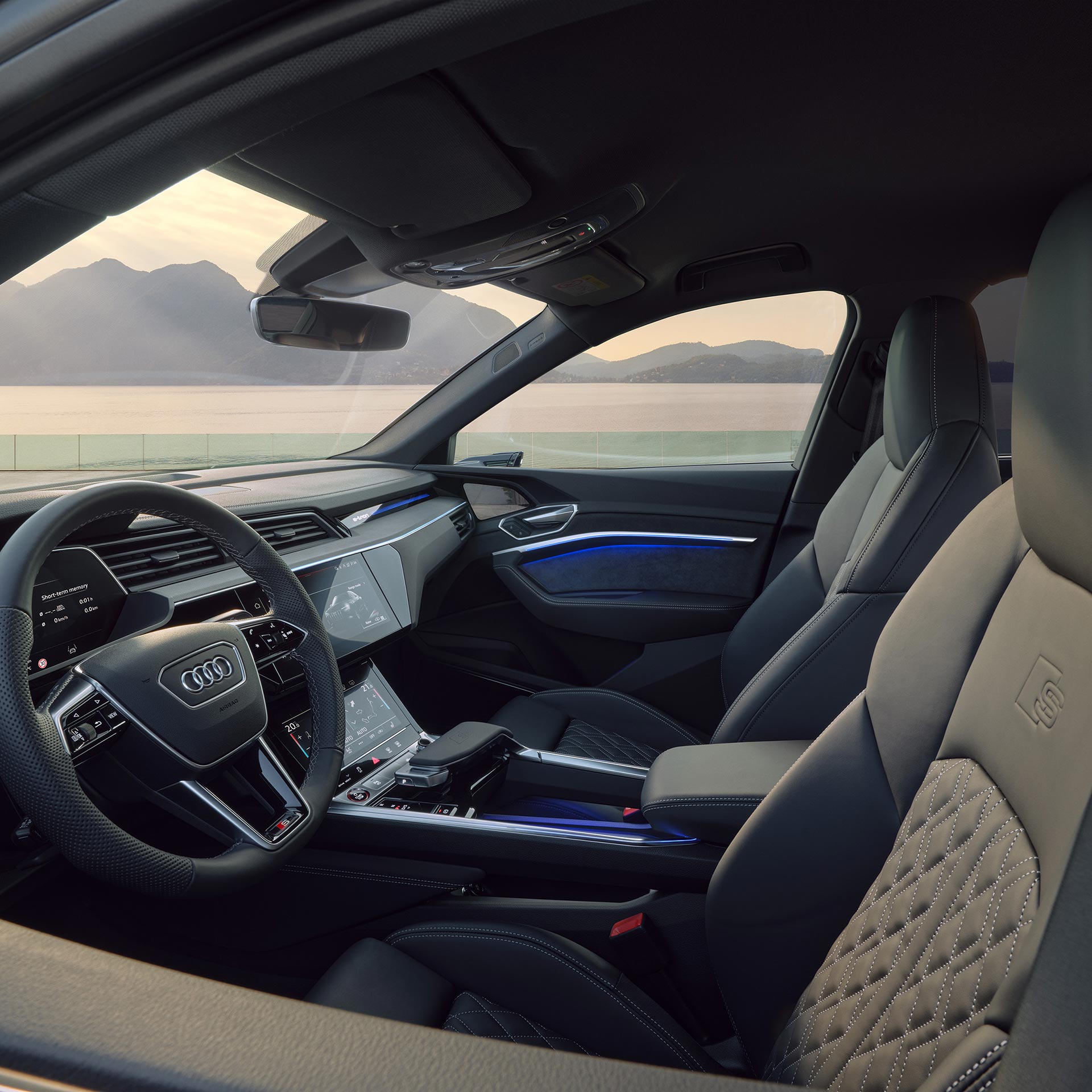 View cockpit Audi SQ8 Sportback e-tron